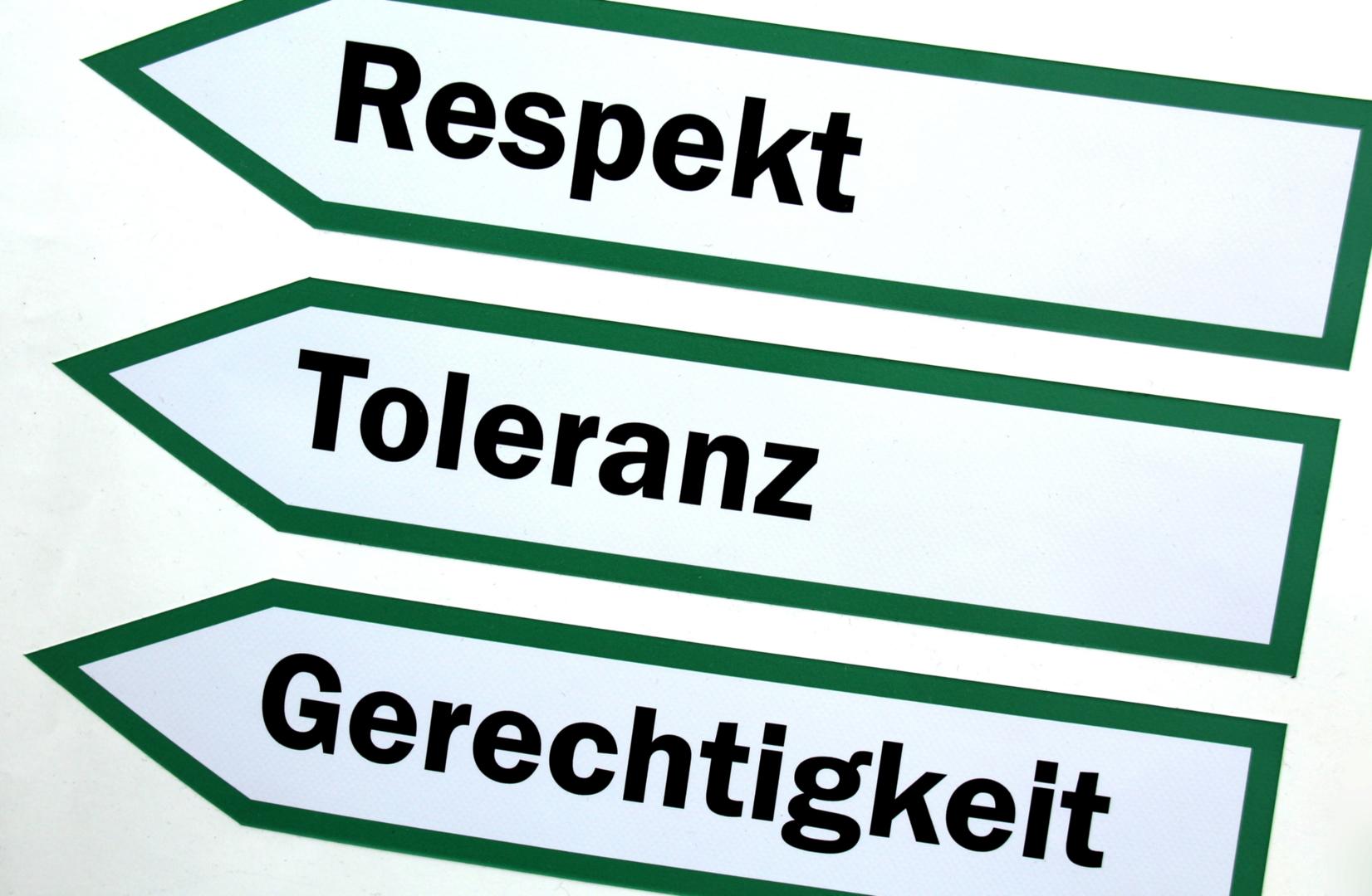 respekt_toleranz_gerechtigkeit_by_peter_weidemann_pfarrbriefservice (c) Peter Weidemann In: Pfarrbriefservice.de